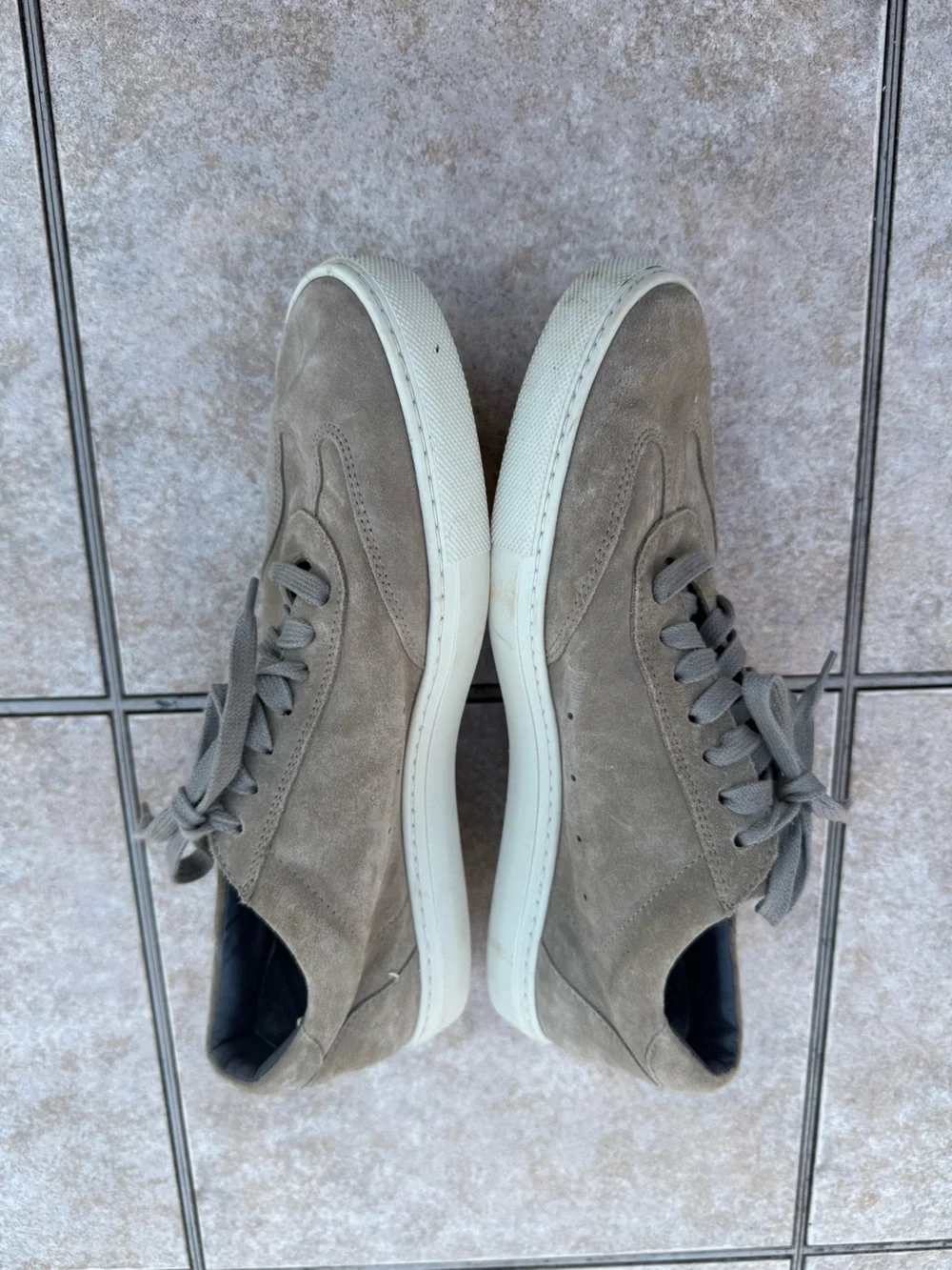 To Boot New York Matlock Lace Up Sneakers in Taupe Suede size 9.5